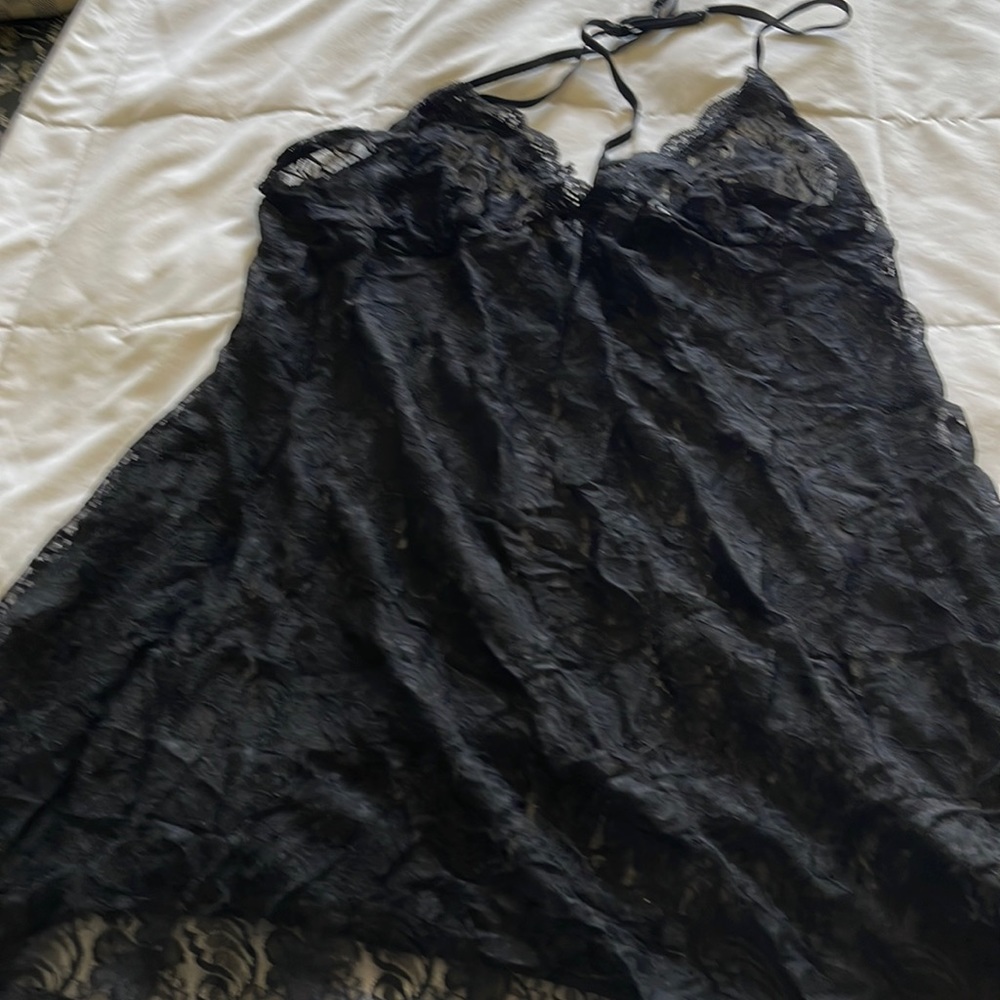 Black lace chemise beautiful size large
